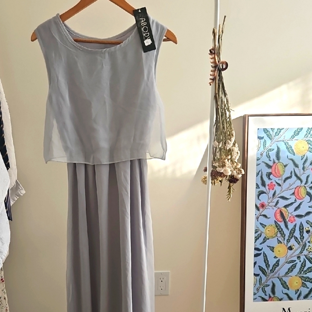 BNWT Gorgeous grey blue dress with organza cape
